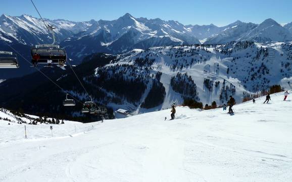 Biggest ski resort in the Ski- & Glacier World Zillertal 3000 – ski resort Mayrhofen – Penken/Ahorn/Rastkogel/Eggalm