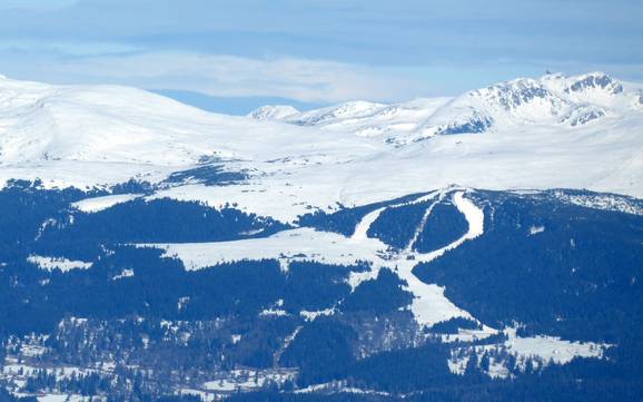 Skiing near Klobenstein (Collalbo)