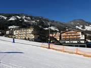 Accommodation directly at the ski school lifts in the valley