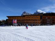 Sporthotel Floralpina right next to the ski slope