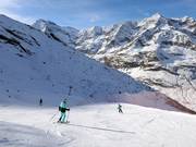 Panoramic view of the Karjoch slope