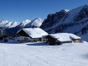 Edelweisshütte in the middle of the ski area