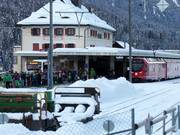 Railway station of the Rhaetian Railway in Scuol