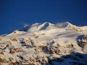 The 4000 m high peaks of Monte Rosa characterize the panorama