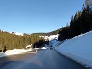 Arrival via the Riedberg Pass