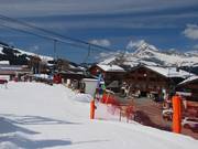 It's just a few steps across the street from the accommodations in Notre Dame de Bellecombe 1350 to the snow.