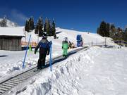 Conveyor belt of the ski school in Nassfeld