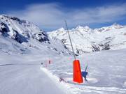 Snow production with snow guns in Zermatt