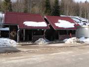 Well-maintained, paid toilets at the valley station
