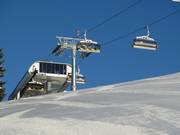 Osthangbahn - 8pers. High speed chairlift (detachable) with bubble and seat heating