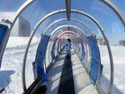 Covered conveyor belt in Hanazono