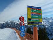 Good sign-posting in the ski resort