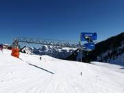 Modern snowmaking system at Flumserberg