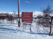 Slope signposting in the ski resort of Hemavan