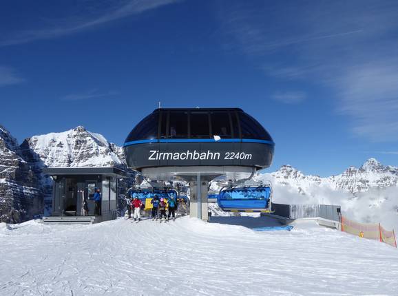 Zirmachbahn - 6pers. High speed chairlift (detachable) with bubble and seat heating