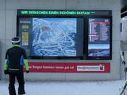 Slope map with information at the valley station