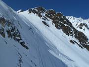 Steep couloirs in Tignes