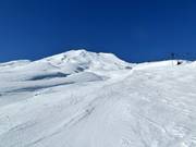 Mogul slope in Tūroa