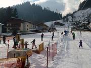 The rope lift serves a very easy slope.