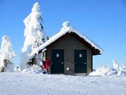 Sanitary facilities in the middle of the ski area