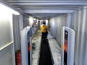 Magic Carpet - People mover with cover