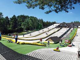 Dry slopes Snowtrax Alpine Activity Centre – Christchurch