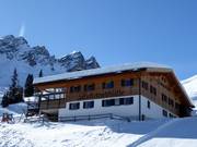 Ladurnerhütte in the heart of the ski area