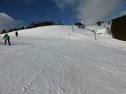 Wide and easy practice slope