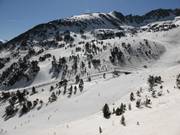 View over the Arcalís ski area with Familypark
