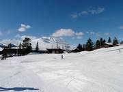 Beginner slope with conveyor belt