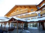 Hotel Schwarzhorn in the heart of the ski area