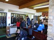 Pendle Ski Club ski rental