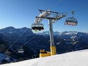 Sonne - 6pers. High speed chairlift (detachable) with bubble and seat heating