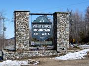 Sign to the ski resort on the road