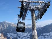 Hochzillertal III - 8pers. Gondola lift (monocable circulating ropeway)