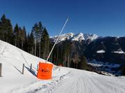 Snowmaking with lances on the valley run