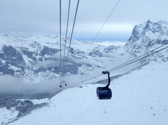 Eiger Express - 28pers. Tricable ropeway 