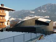 The Wellnesshotel Schwarzbrunn is located directly on the slopes.