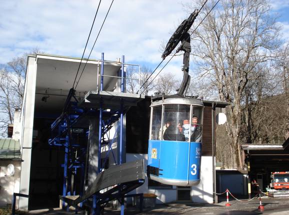 Laberbergbahn - 11pers. Pulsed-movement aerial ropeway (gondola)