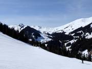 View from Chuenisbärgli over Geils to Hahnenmoos