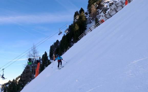 Ski resorts for advanced skiers and freeriding Mayrhofen-Hippach – Advanced skiers, freeriders Mayrhofen – Penken/Ahorn/Rastkogel/Eggalm (Mountopolis)