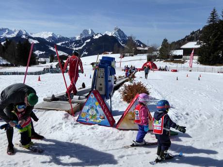 Family ski resorts Simmental – Families and children Rinderberg/Saanerslochgrat/Horneggli – Zweisimmen/Saanenmöser/Schönried/St. Stephan