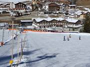 Beginner slope Abrahamwiese next to the valley station of the gondola lift