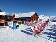 Snow Bar Miret