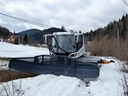 Snow groomer in the Hajla ski resort