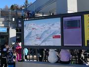 Slope map with current operating information at the Falzeben valley station