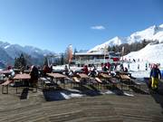 Après-ski on the sun terrace