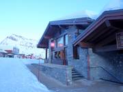 Well-maintained ticket area in La Rosière