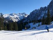 Scenic slope with Hoher Dachstein