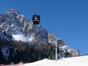 Colbricon Express - 10pers. Gondola lift (monocable circulating ropeway)
